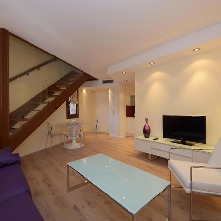 Apartamentos El Palacete De อาอินซา ภายนอก รูปภาพ