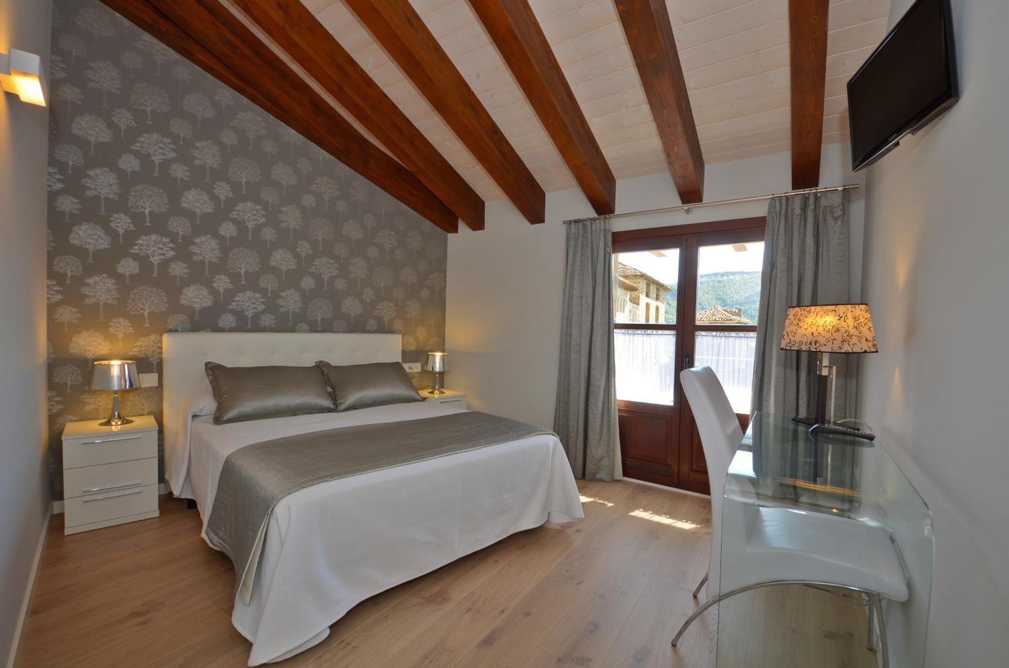 Apartamentos El Palacete De อาอินซา ภายนอก รูปภาพ